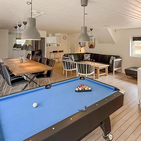 Dom wakacyjny Stunning In With Sauna *