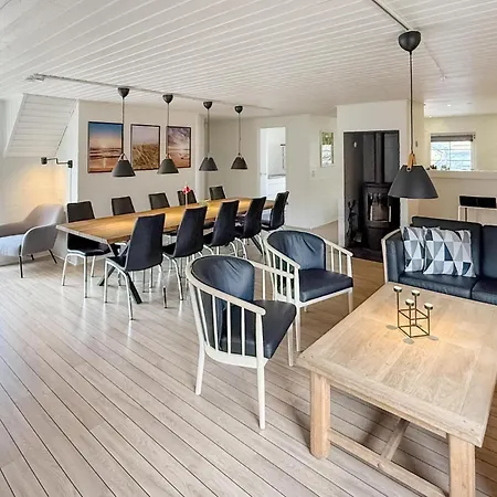 Semesterbostad Stunning In With Sauna *